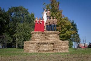 Round-Bale-Photography-Farm-Country-WI-Wedding-BridalParty-SunflowerHill