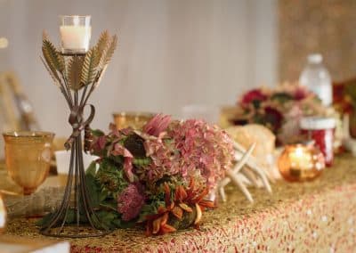 WI-Wedding-SunflowerHill-Country-Chic-Bouquets-Reception