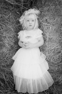 WI-Wedding-SunflowerHill-Country-Chic-Flower-Girl-Black-White